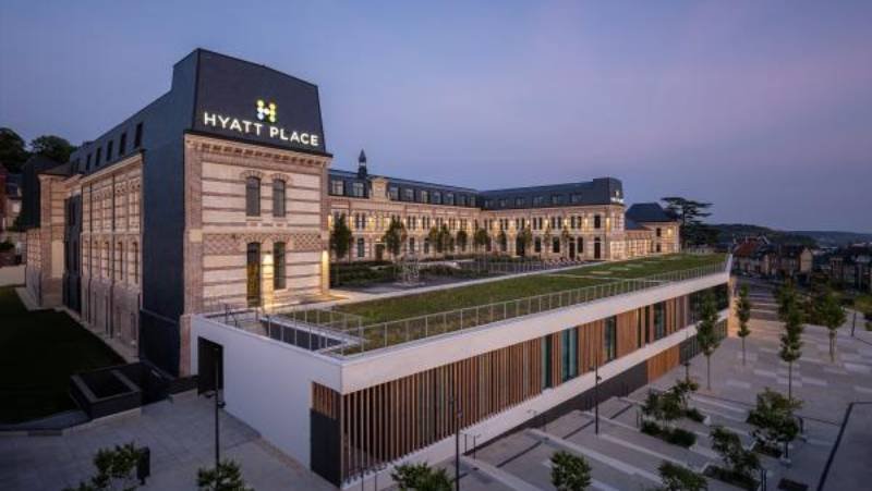 Hyatt Expands into Mid-Market Hotels to Navigate Economic Challenges Hyatt expands into mid market hotels to navigate economic challenges