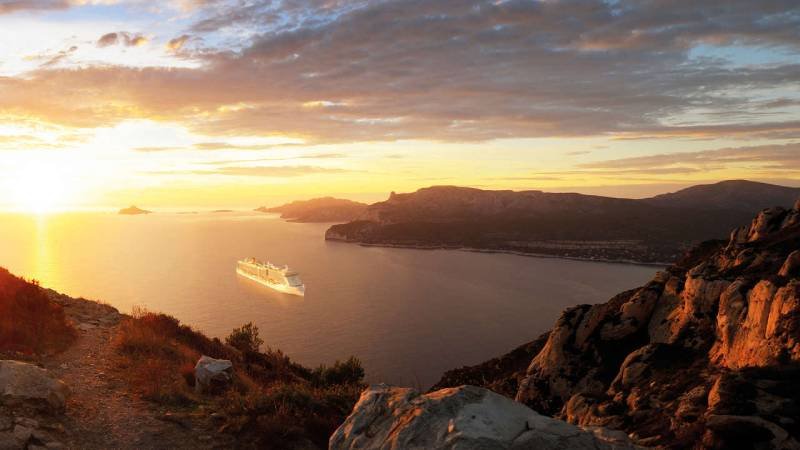 National Park Workforce Cuts Raise Alarm for Summer Tours National park workforce cuts raise alarm for summer tours