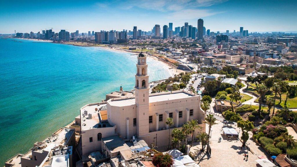 United Airlines Restarts Tel Aviv Flights This Summer United airlines restarts tel aviv flights this summer