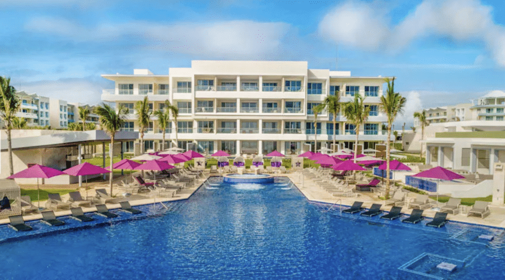 Blue Diamond Resorts Celebrates Partner of the Month with Exclusive Agent and Client Rewards Blue diamond resorts celebrates partner of the month with exclusive
