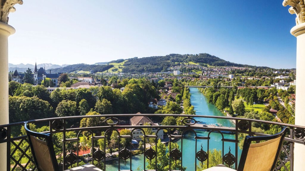 Exploring the Charm of Bern: Switzerland’s Cozy Capital