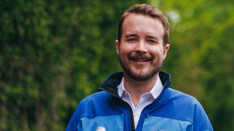 Hurtigruten Expeditions Welcomes Alex McNeil as Chief Expedition Officer for Enhanced Eco-Friendly Adventures