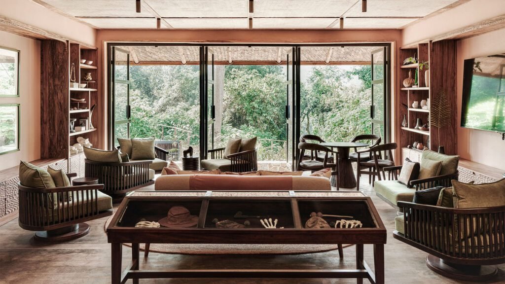 Abercrombie & Kent Unveils Stunning New Lodge in Uganda