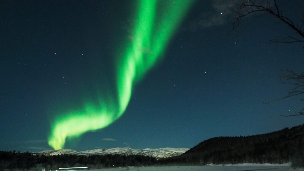 Capturing the Northern Lights: Your 2025 Guide to Nature’s Spectacle