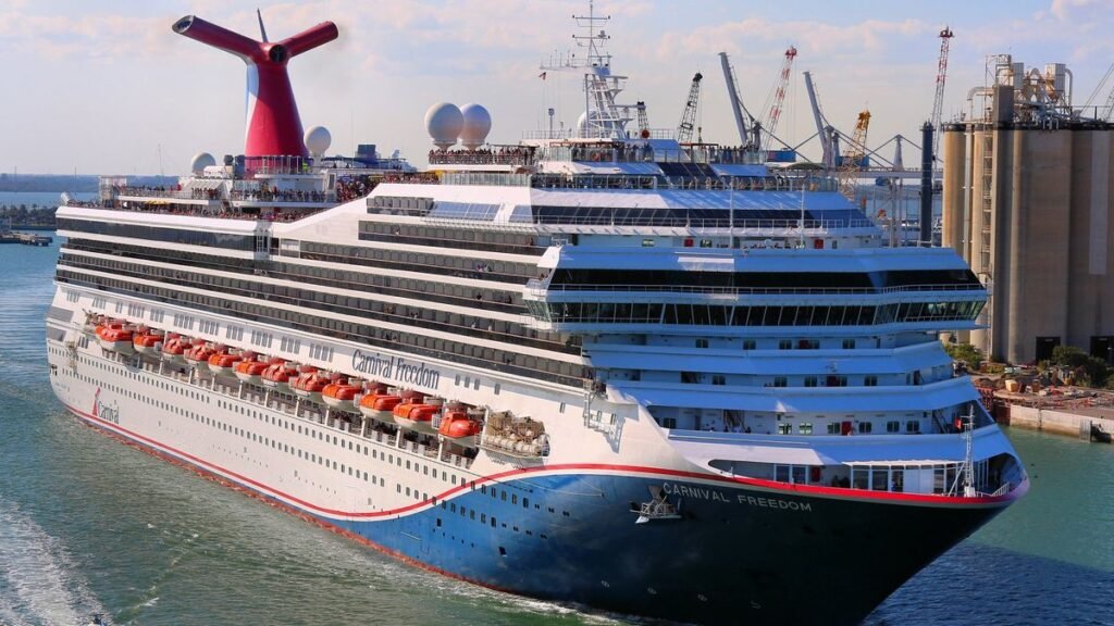 Carnival Cruise Line Introduces Exciting New Homeports and Itineraries