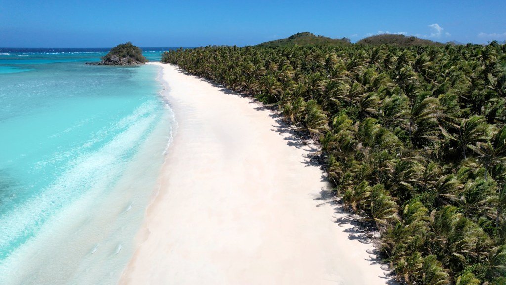 September 2025: Luxe Escapes Await