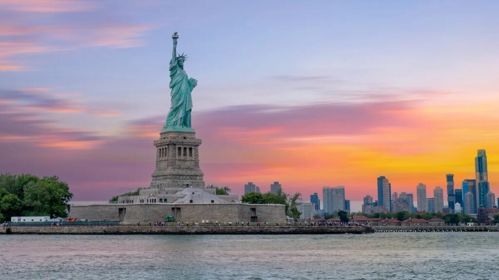 National Parks Secure Funding to Remain Open Amid Government Shutdown