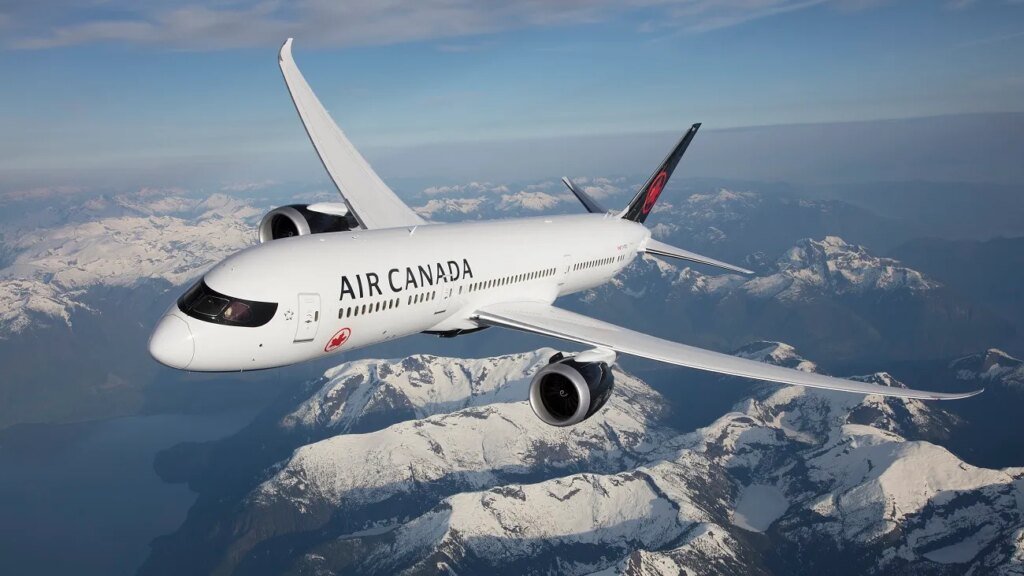 North America’s Elite Airlines: Top 10 Picks