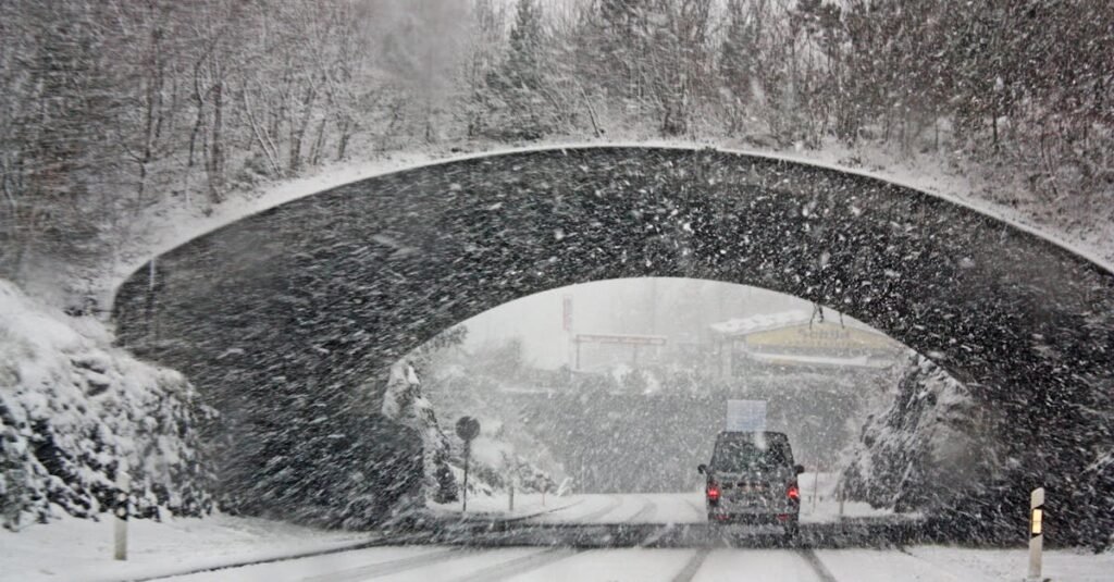 Major Northeast Winter Storm Grounds Over 5,500 Flights Across Region