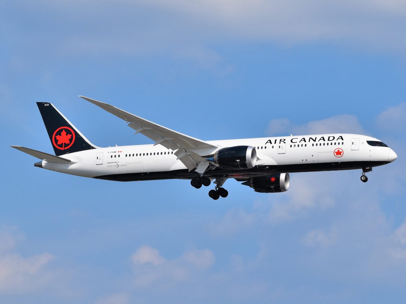 Air Canada Suspends JFK Routes from Toronto and Montreal Due to Rising Fuel Costs