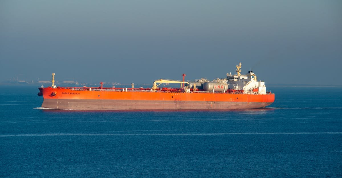 liquefied natural gas ship